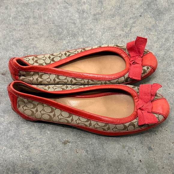Coach Vintage Red and Brown Women's Loafers - Picture 2 of 4